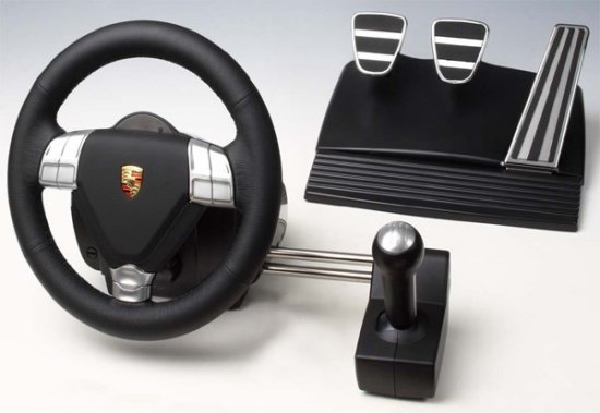 Fanatec's Porsche racing wheel looks very stylish but unfortunately it's