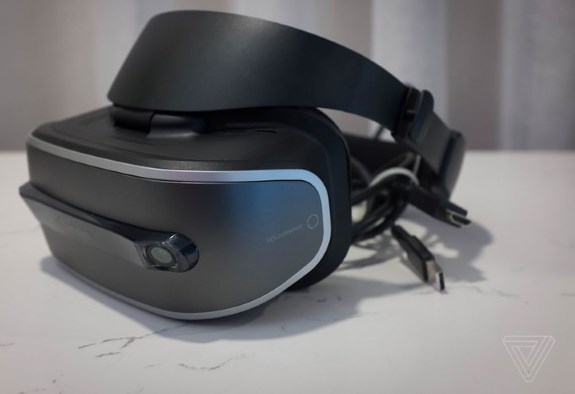 Lenovo VR Holographic