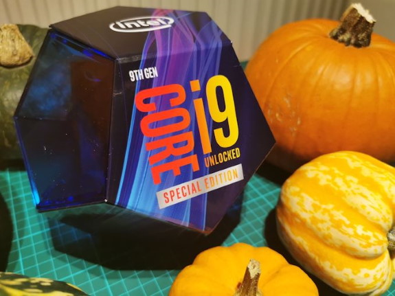 Intel dodecahedral packaging