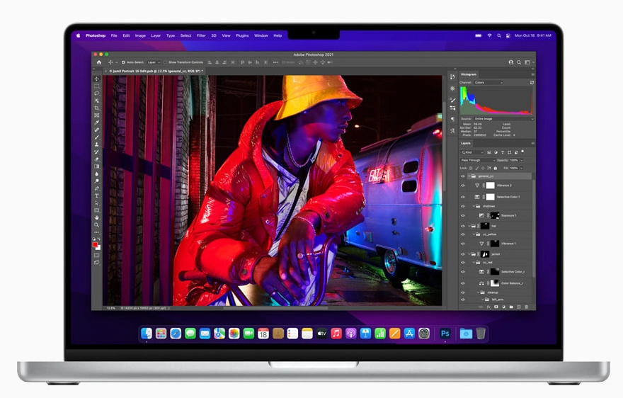 Apple MacBook Pro with M1 Pro and M1 Max
