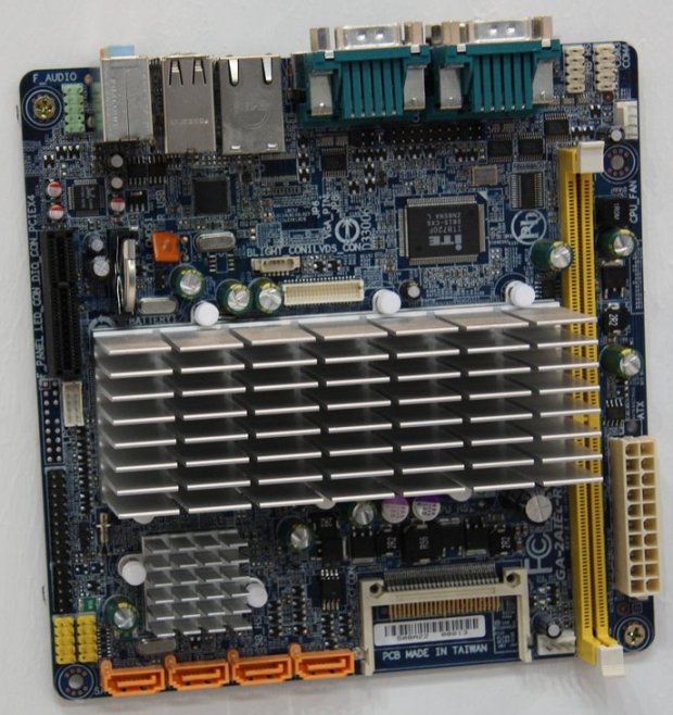 Gigabyte shows off AMD Yukon based mini-ITX motherboard - DVHARDWARE