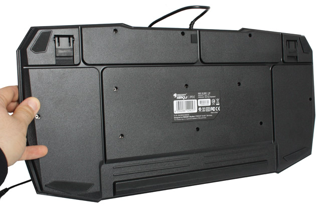 Roccat Isku FX rear side