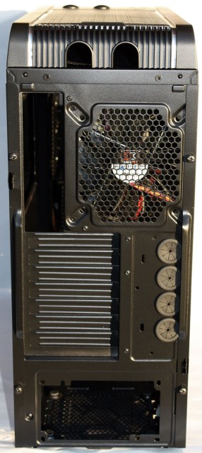 Xigmatek Pantheon rear