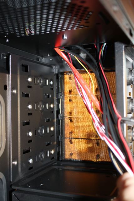 Xigmatek Pantheon bay covers from inside